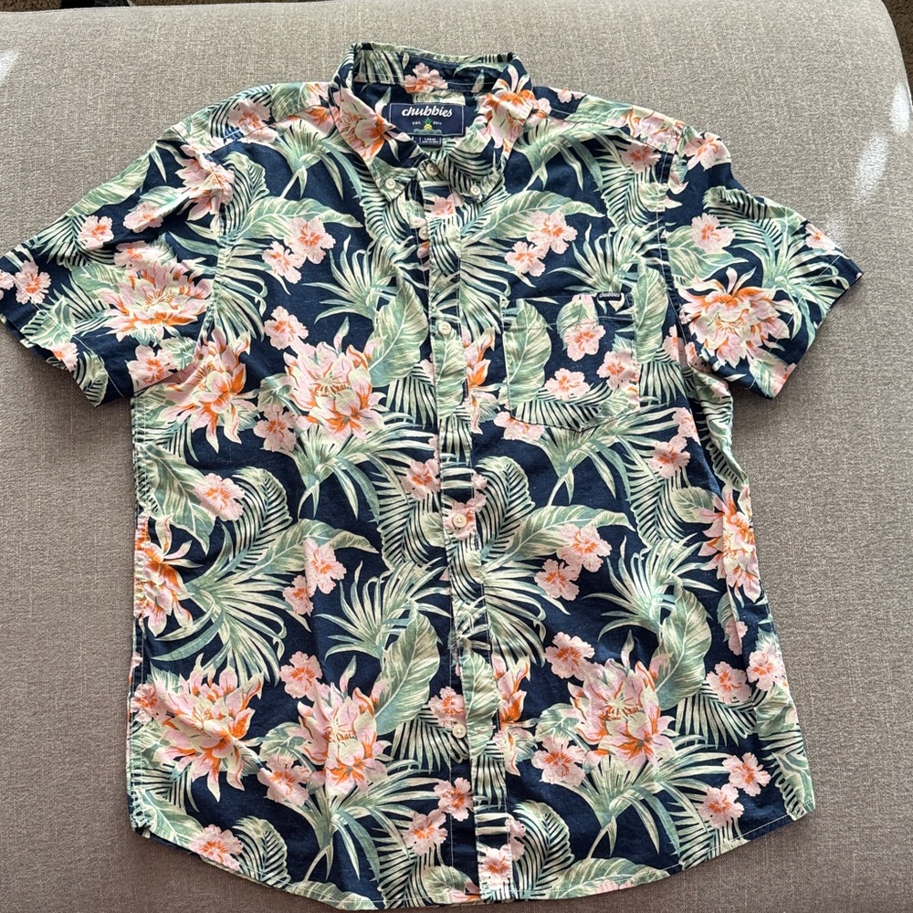 Chubbies Men's Tropical Floral Shirt - Navy and Pink